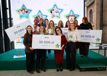 Nagrodzono 4-ech laureatów konkursu „Leczmy z troską!”